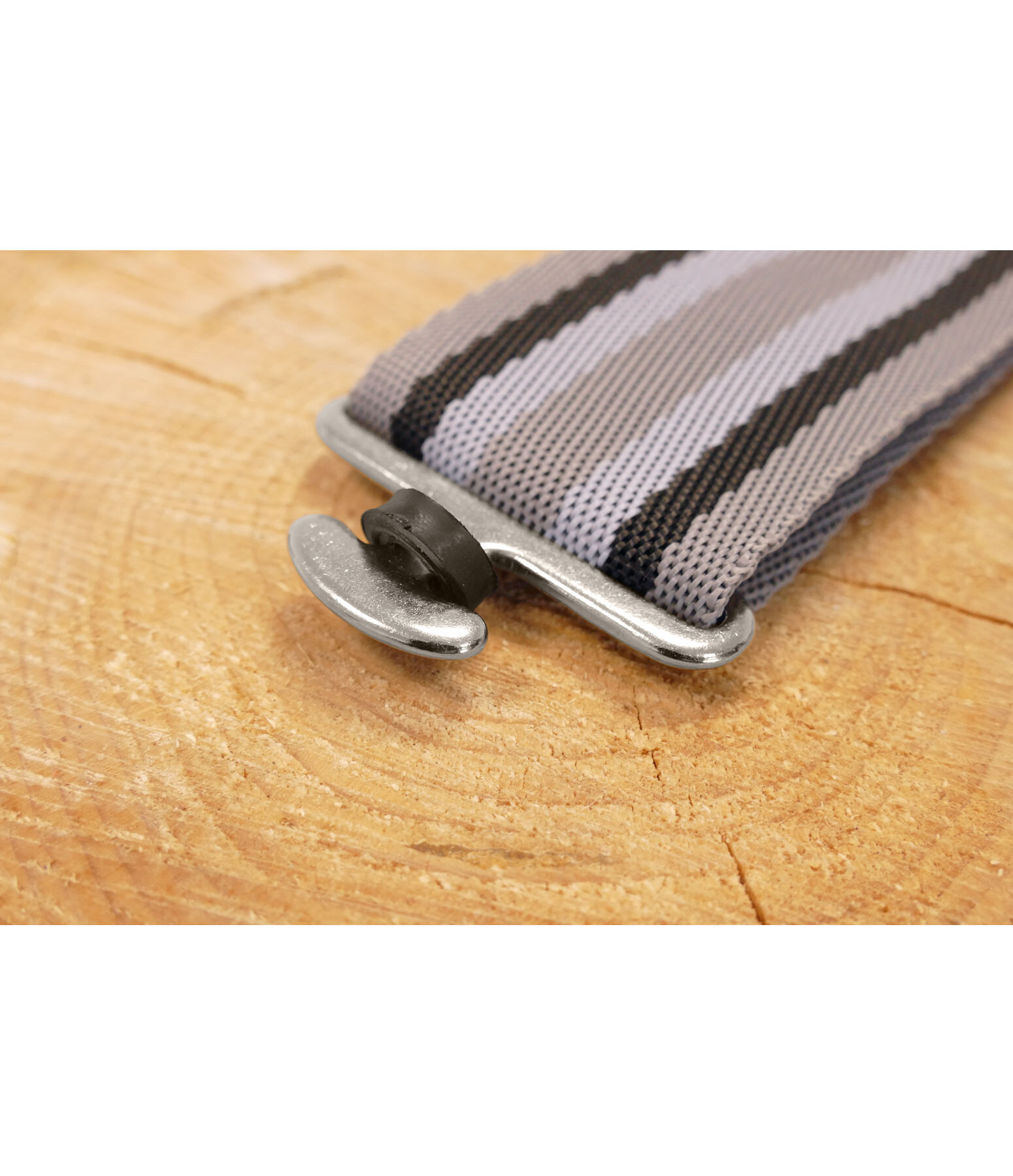 Attaches pour crochets en T