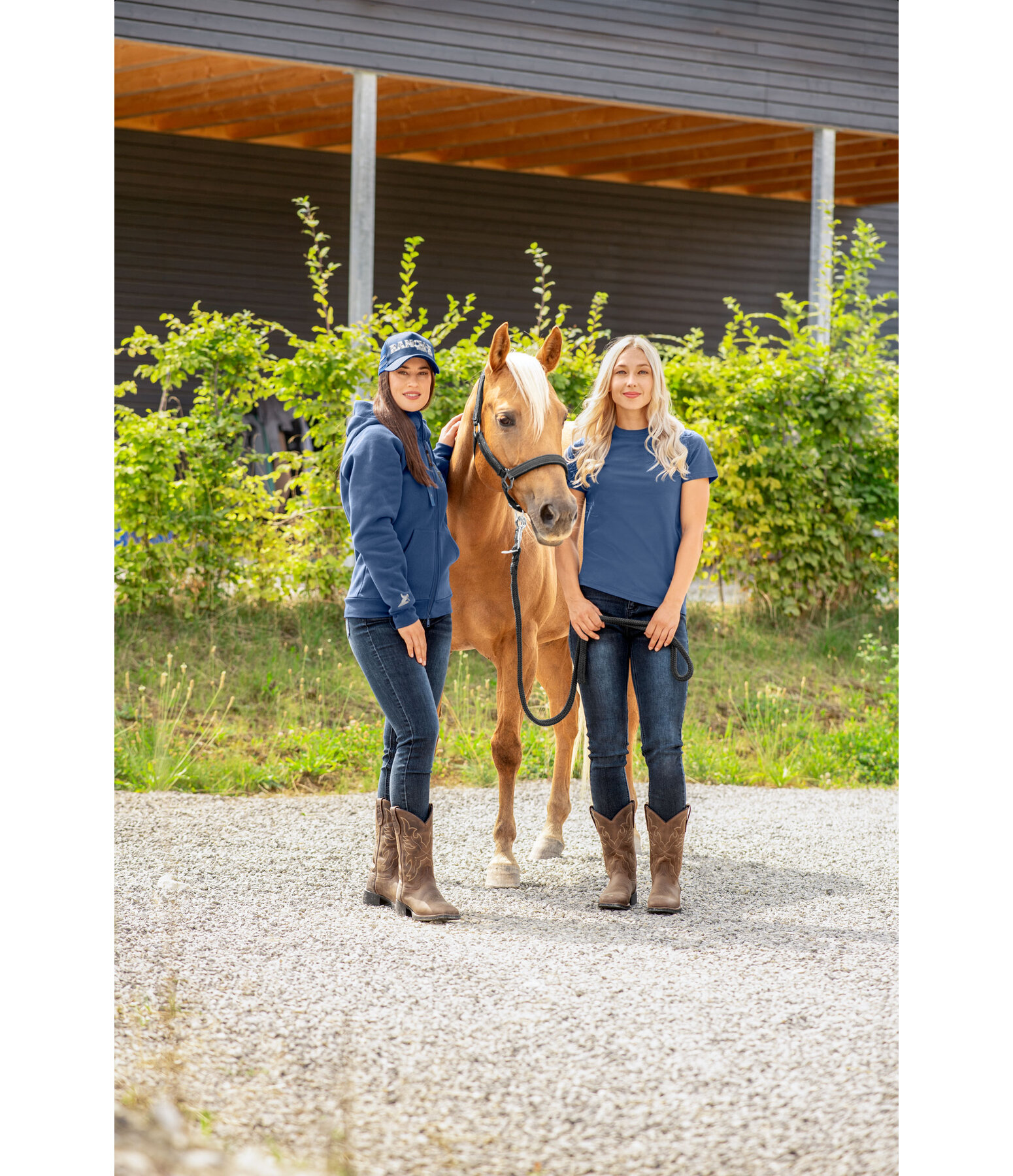 T-shirt technique  Amelia