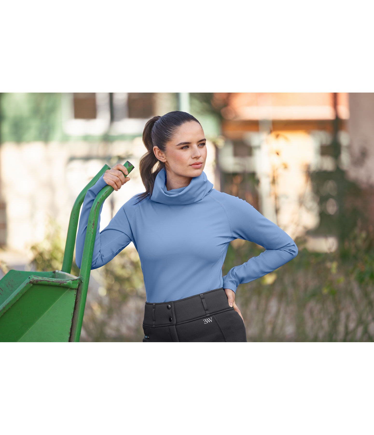 T-shirt technique � col roul�