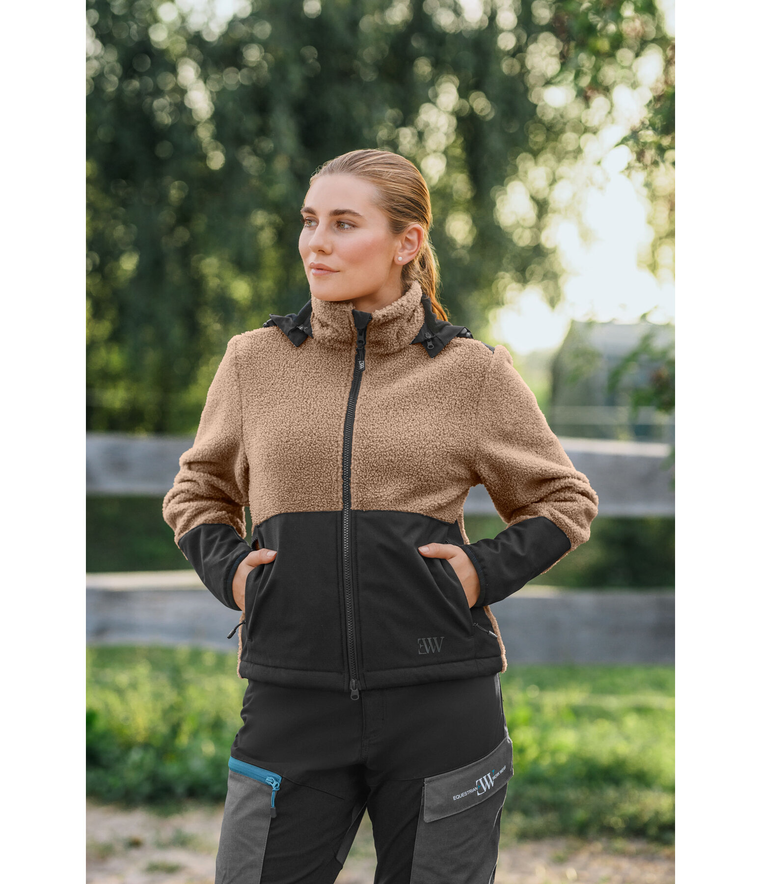 Sweat � capuche en polaire sherpa avec capuche amovible