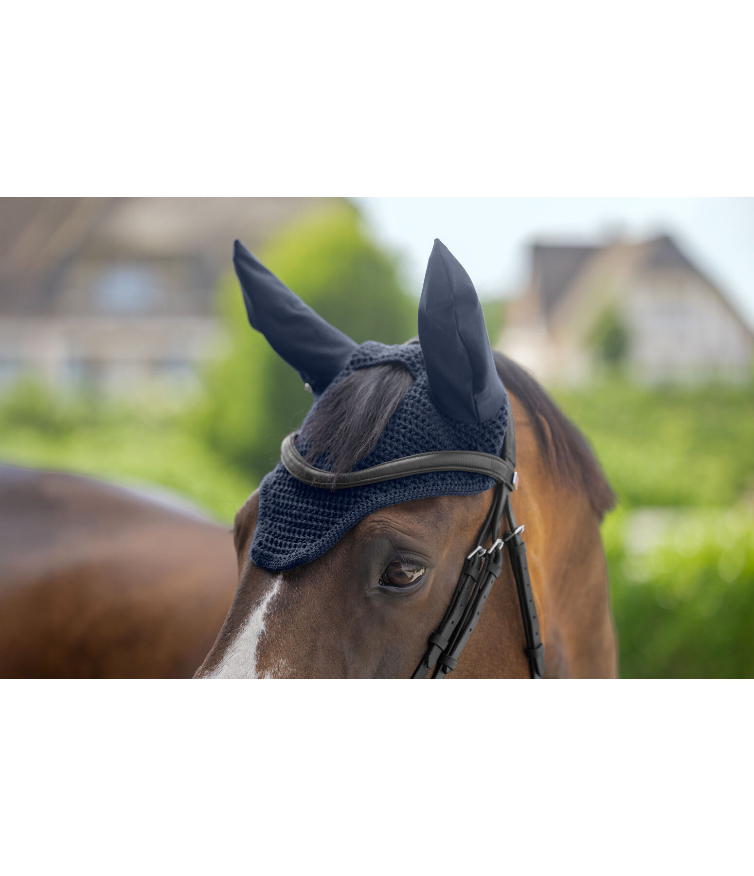 Bonnet anti-mouches avec passage de toupet