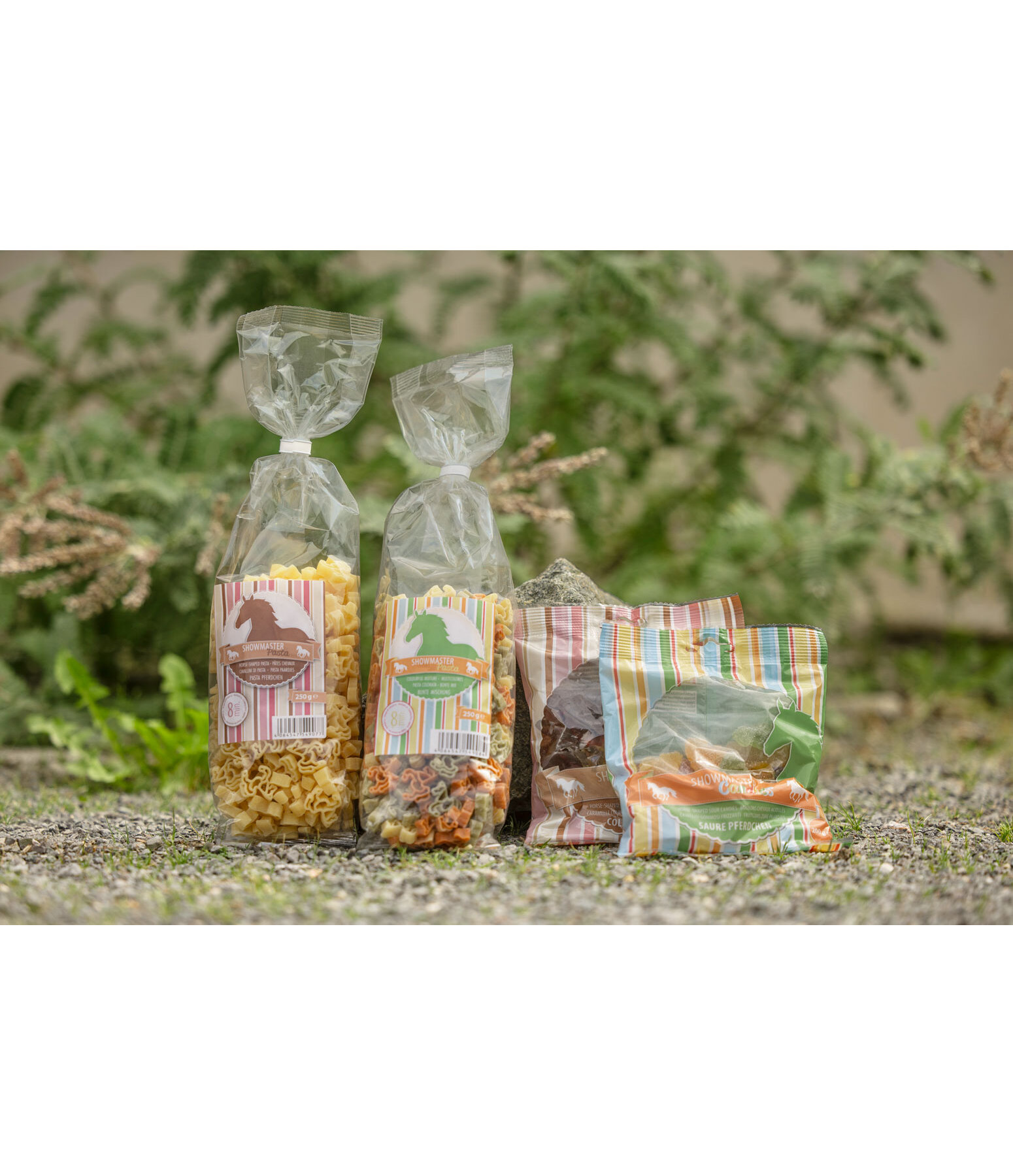 P�tes multicolores en forme de petits chevaux