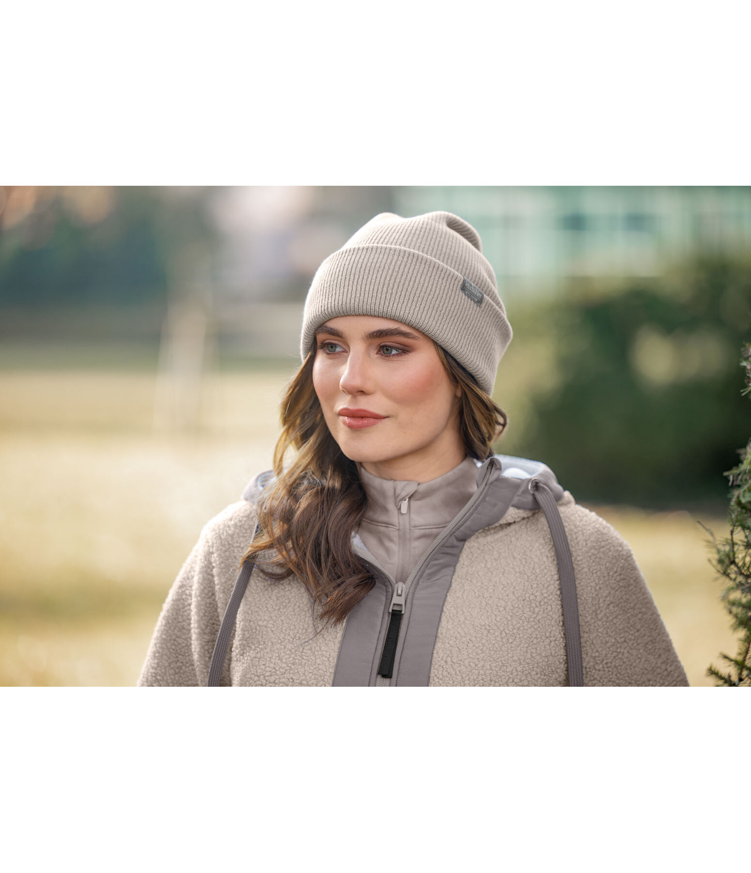 Bonnet  Kate
