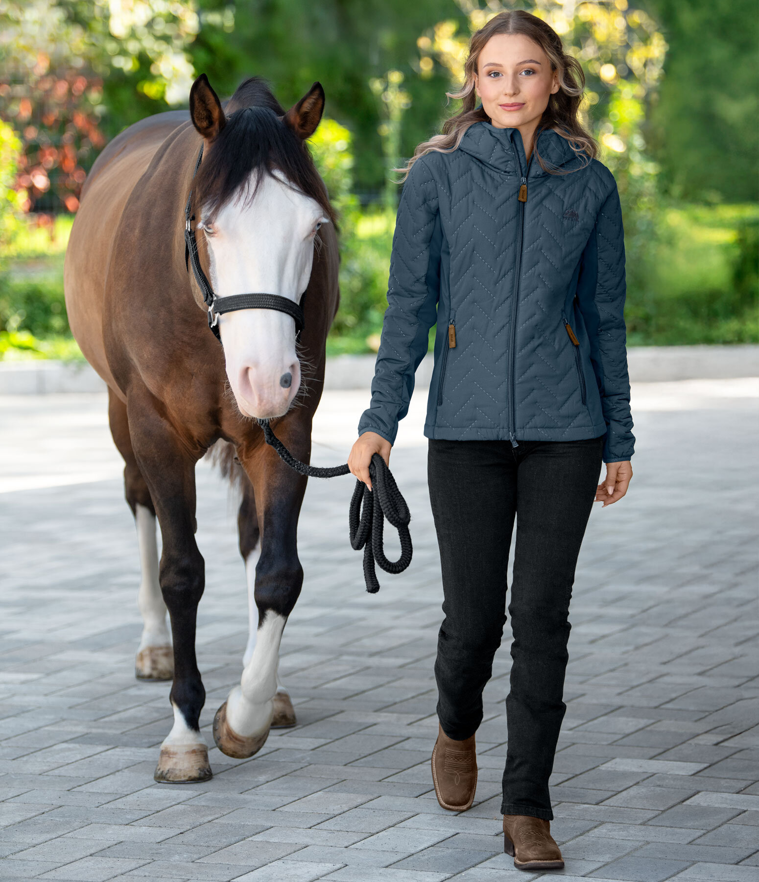 Tenue western Eve en ptrole